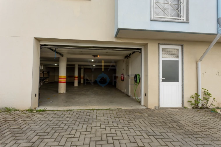 Apartamento T1 para Venda em Alfandega da Fe Foto 27