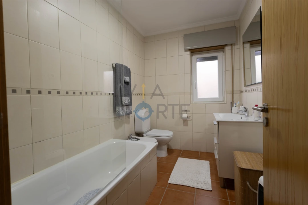 Apartamento T1 para Venda em Alfandega da Fe Foto 14