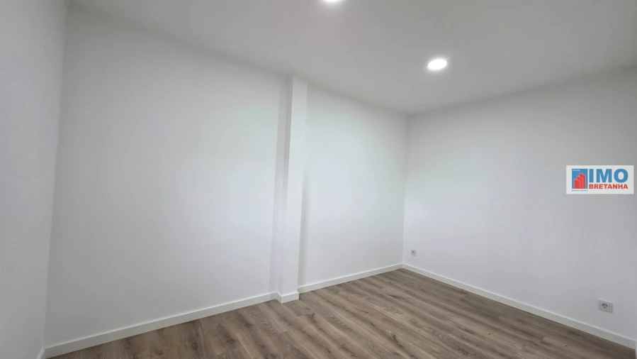 Moradia T2 para Venda em Castelo Branco Foto 6