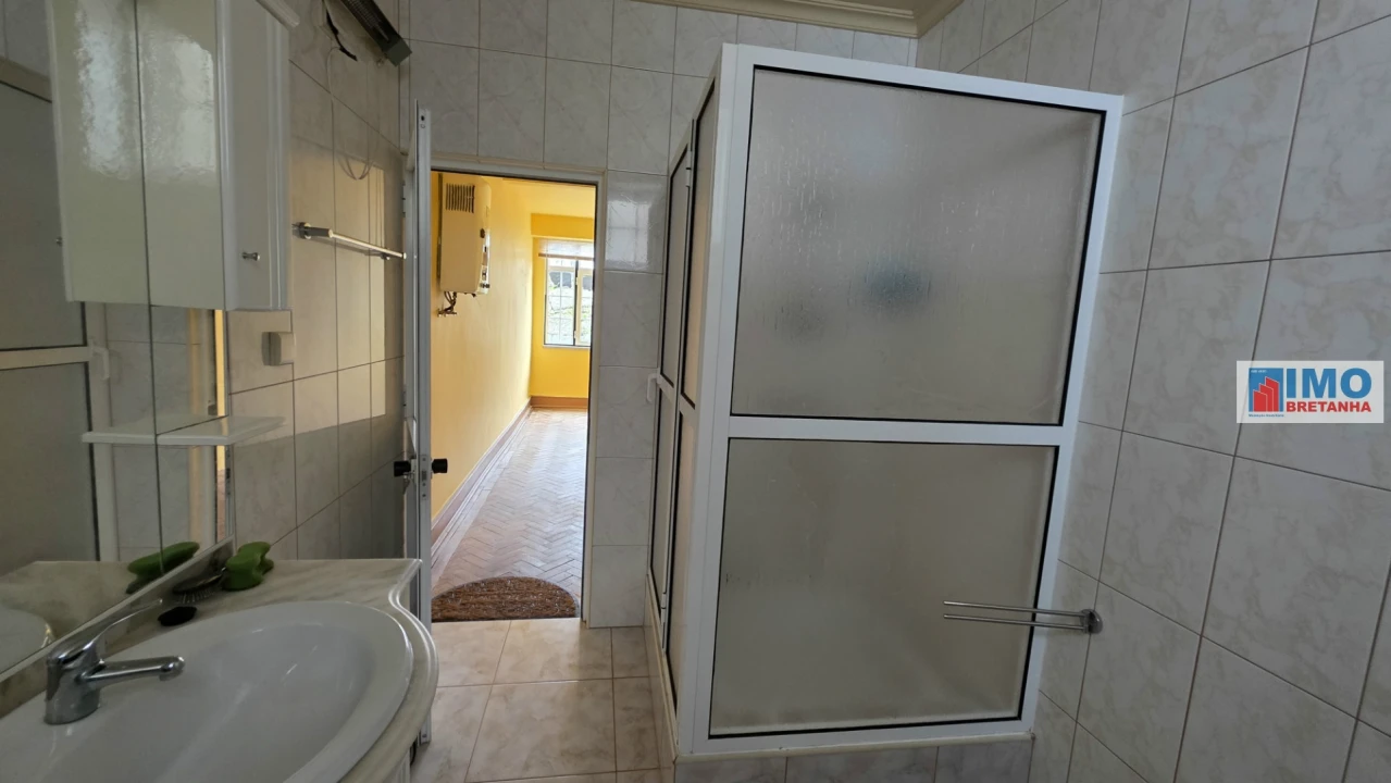 Moradia T5 para Venda em São Vicente da Beira Foto 15