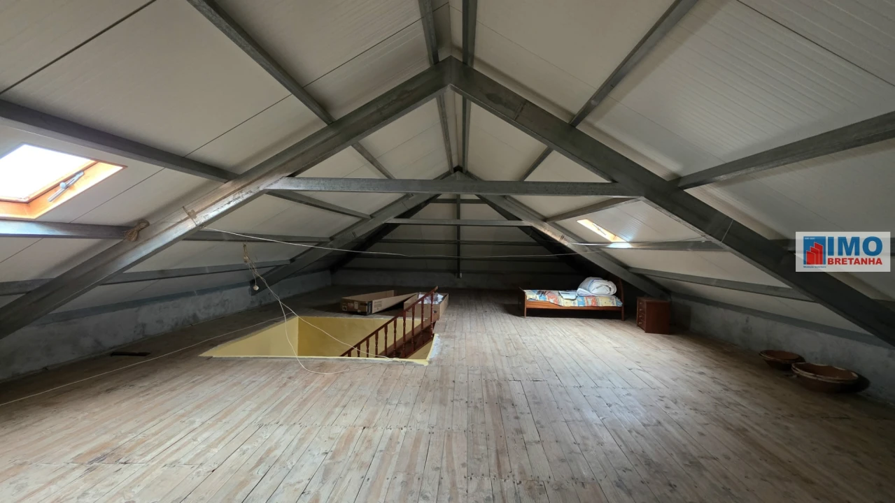 Moradia T5 para Venda em São Vicente da Beira Foto 33