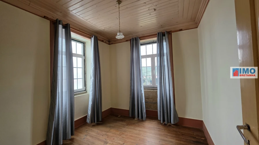 Moradia T5 para Venda em São Vicente da Beira Foto 10