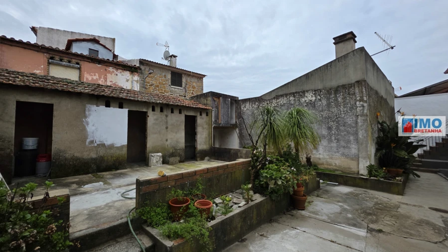 Moradia T5 para Venda em São Vicente da Beira Foto 26