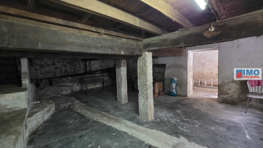 Moradia T5 para Venda em São Vicente da Beira Foto 35