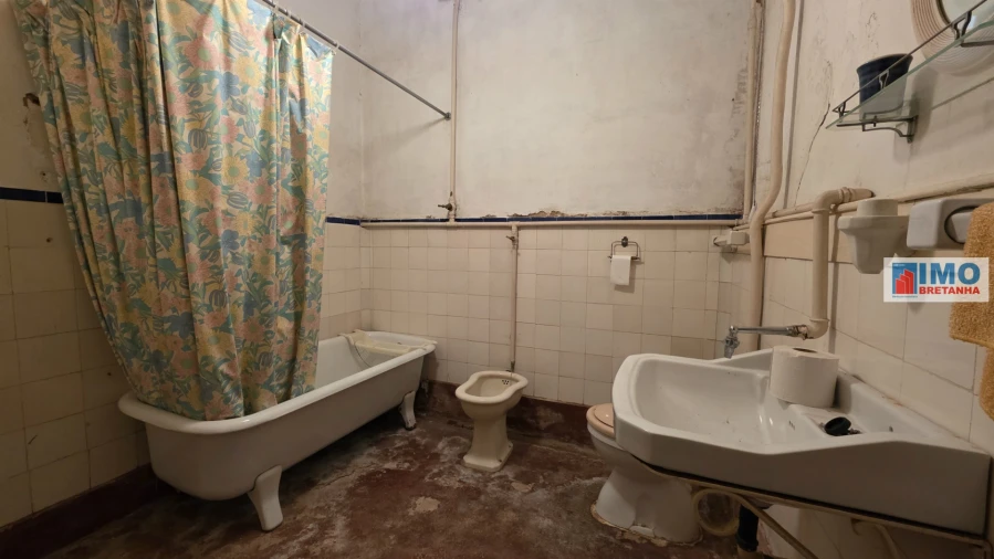 Moradia T5 para Venda em São Vicente da Beira Foto 14