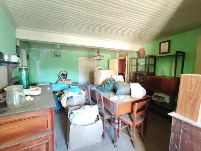 Moradia T7 para Venda em Peso e Vales do Rio Foto 11