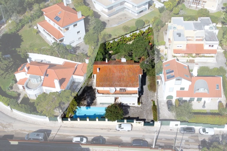 Moradia T6 para Venda em Cascais e Estoril Foto 3