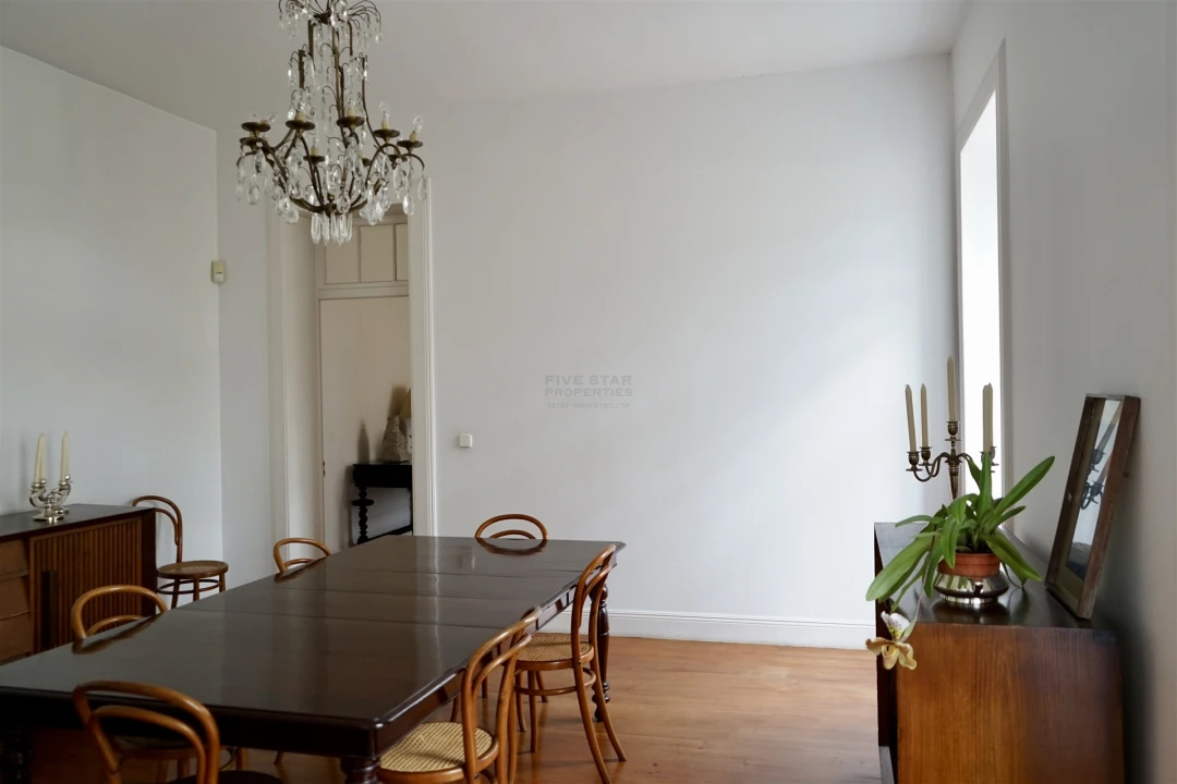 Moradia T4 para Venda em Santo Antonio Foto 4