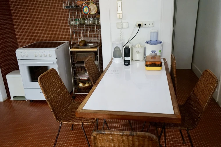 Moradia T4 para Venda em Santo Antonio Foto 17