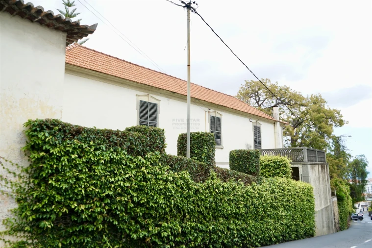 Moradia T4 para Venda em Santo Antonio Foto 33