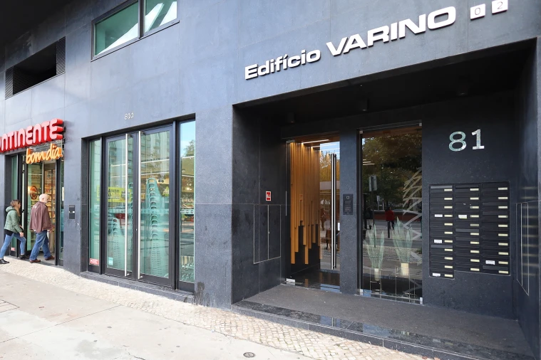 Apartamento T2 para Venda em Avenidas Novas Foto 35
