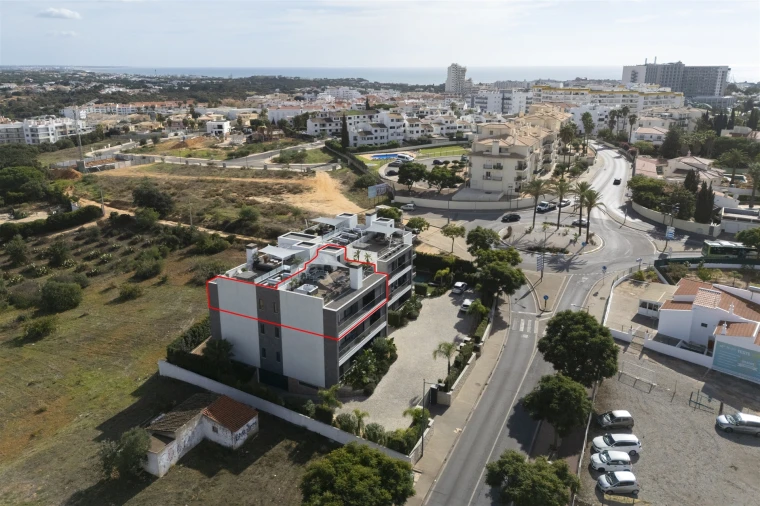 Apartamento T3 para Venda em Albufeira e Olhos de Água Foto 40