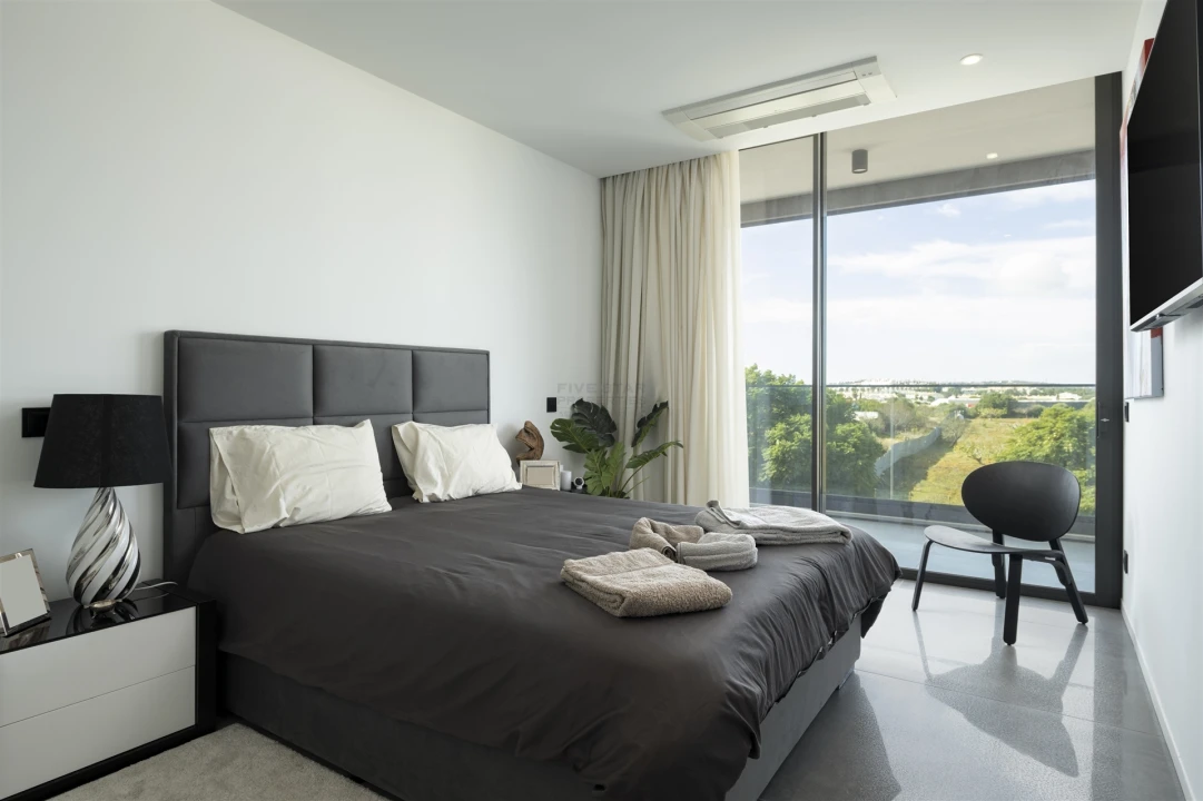 Apartamento T3 para Venda em Albufeira e Olhos de Água Foto 9