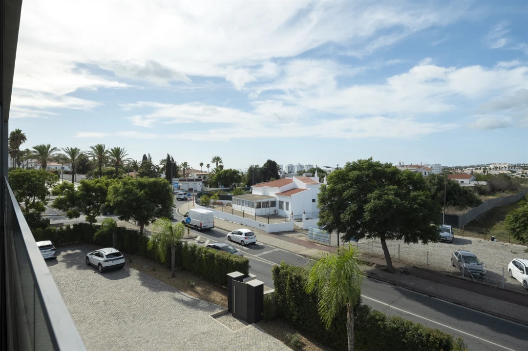 Apartamento T3 para Venda em Albufeira e Olhos de Água Foto 27