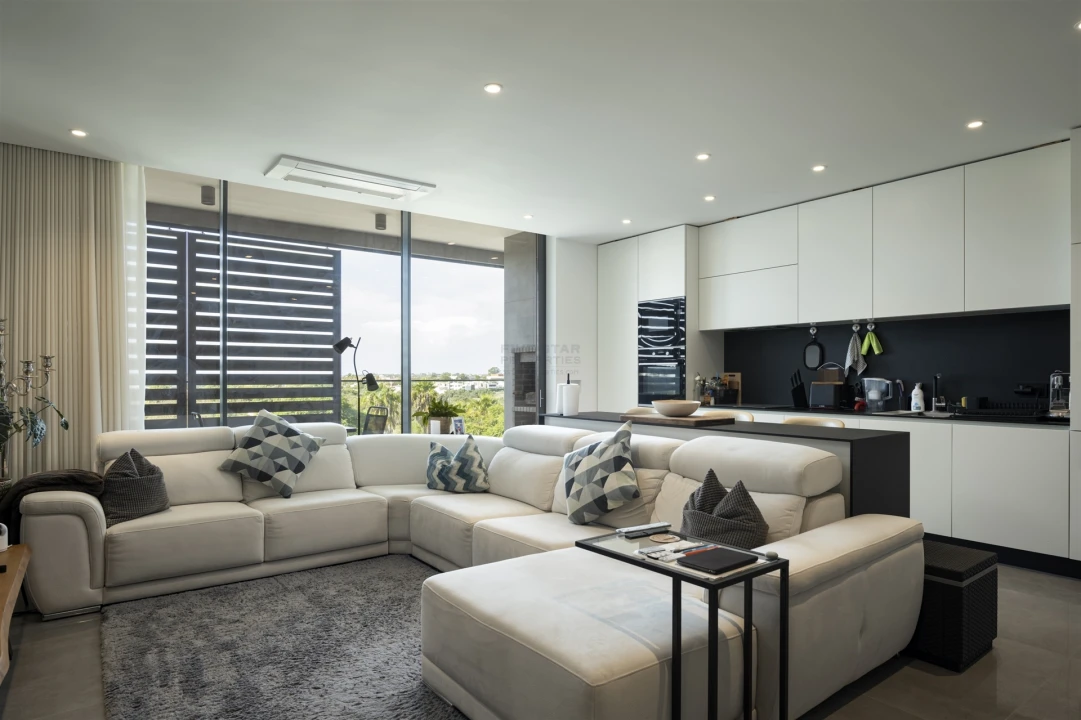 Apartamento T3 para Venda em Albufeira e Olhos de Água Foto 5