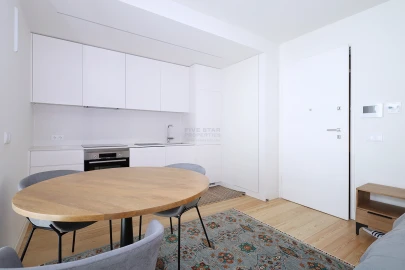 Apartamento T0 para Venda em Santo António