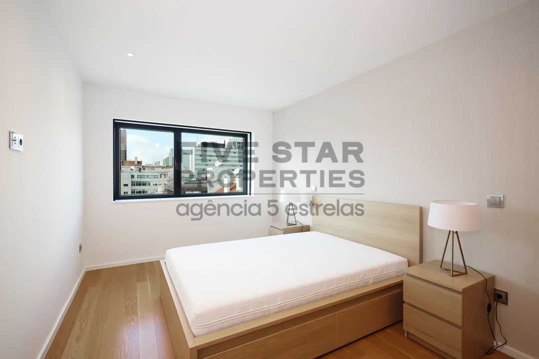 Apartamento T1 para Arrendamento em Avenidas Novas Foto 25