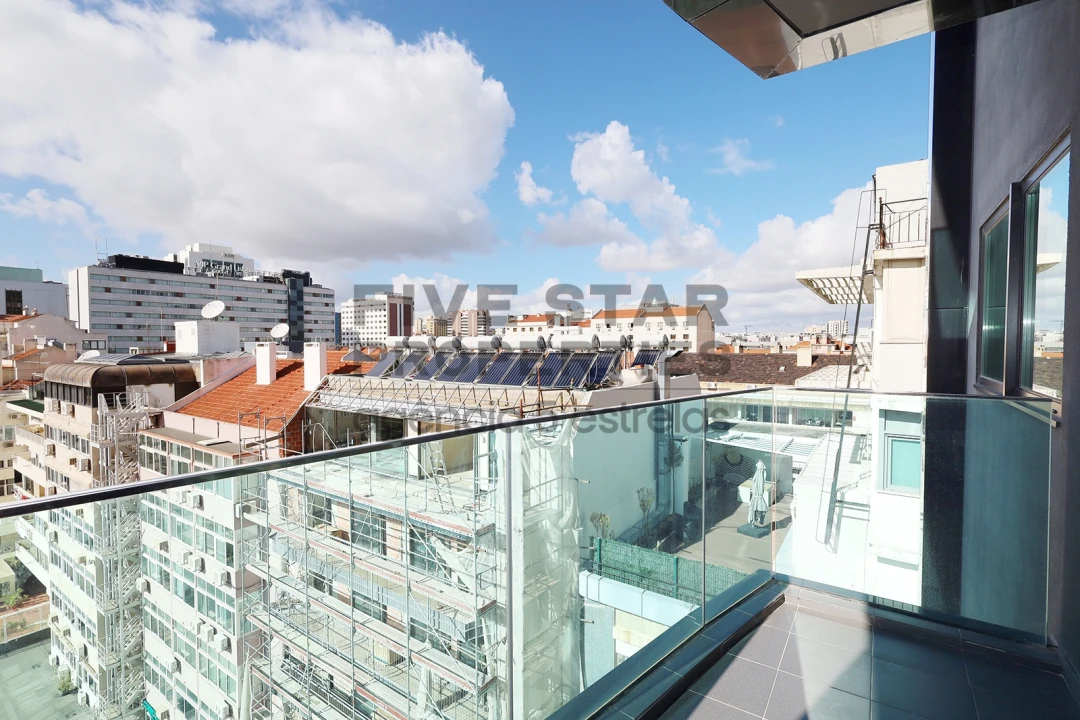 Apartamento T1 para Arrendamento em Avenidas Novas Foto 13