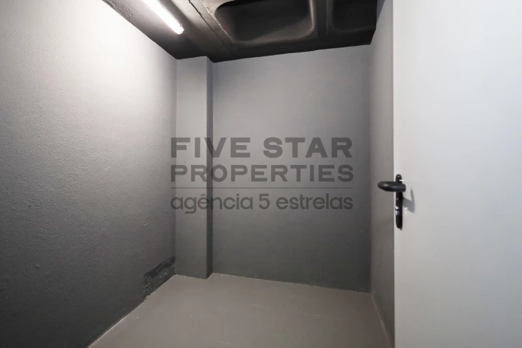 Apartamento T1 para Arrendamento em Avenidas Novas Foto 32