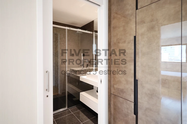 Apartamento T1 para Arrendamento em Avenidas Novas Foto 21