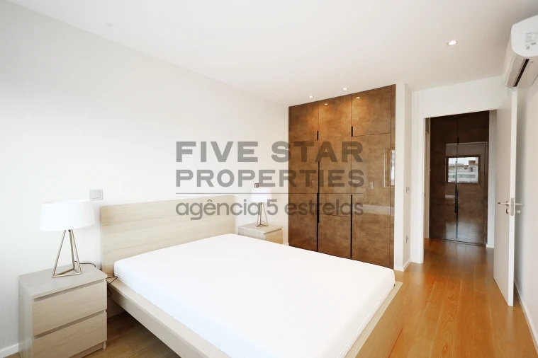 Apartamento T1 para Arrendamento em Avenidas Novas Foto 26