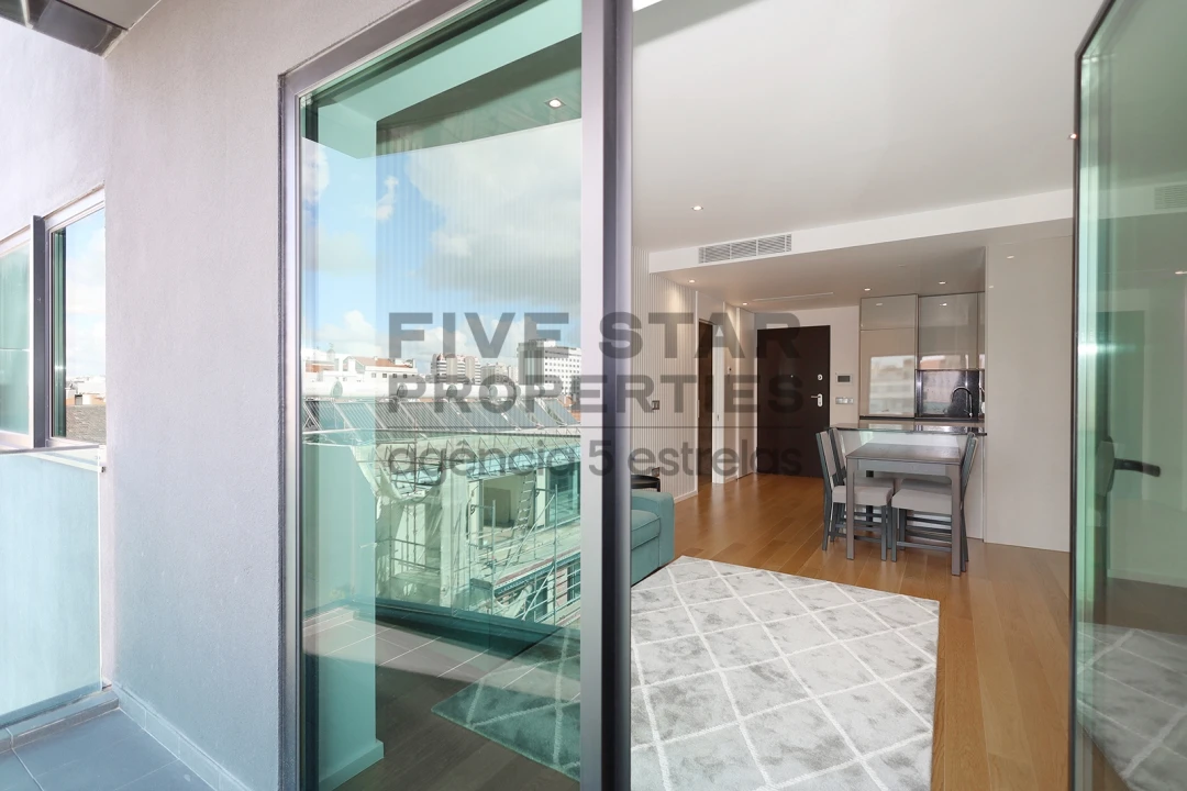 Apartamento T1 para Arrendamento em Avenidas Novas Foto 11