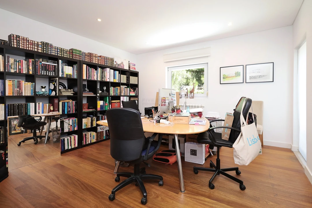 Moradia T6 para Venda em Queluz e Belas Foto 20