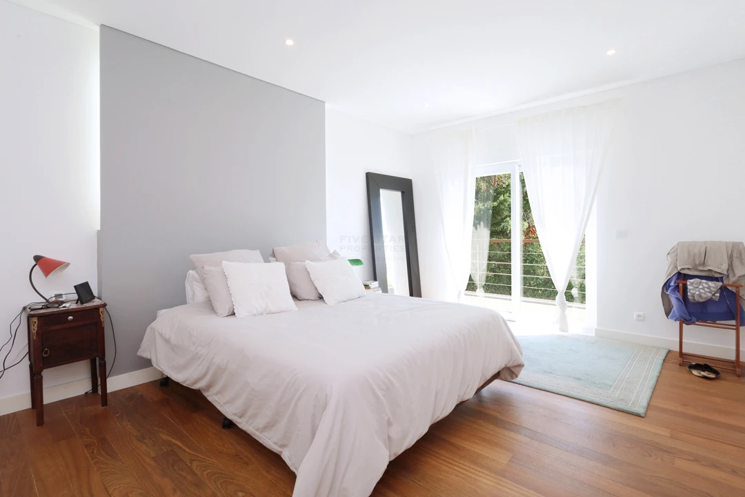 Moradia T6 para Venda em Queluz e Belas Foto 31