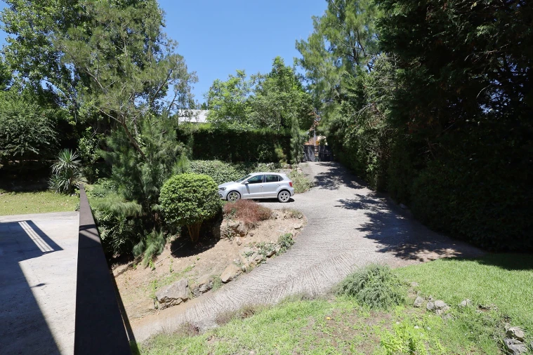 Moradia T6 para Venda em Queluz e Belas Foto 58