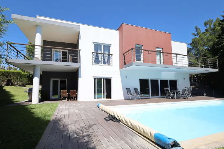 Moradia T6 para Venda em Queluz e Belas Foto 61