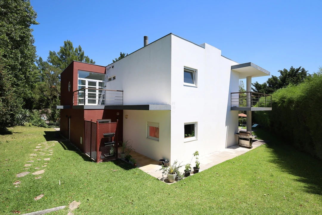 Moradia T6 para Venda em Queluz e Belas Foto 3