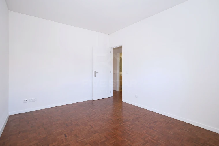 Apartamento T3 para Arrendamento em Cascais e Estoril Foto 39