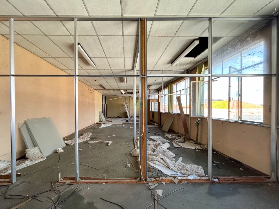 Armazém para Venda em Castelo Branco Foto 25