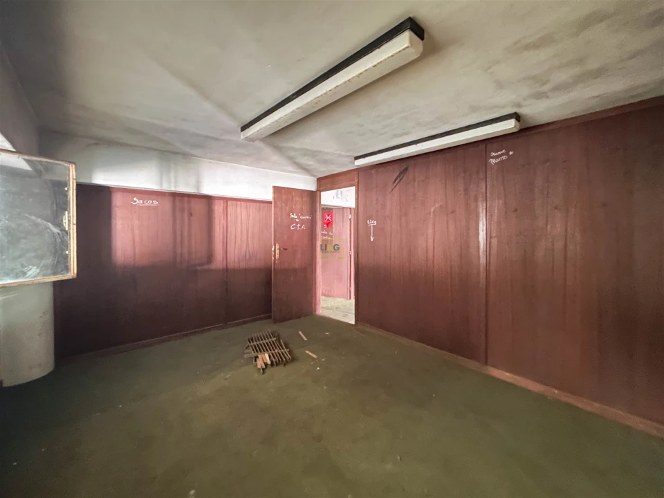 Armazém para Venda em Castelo Branco Foto 28