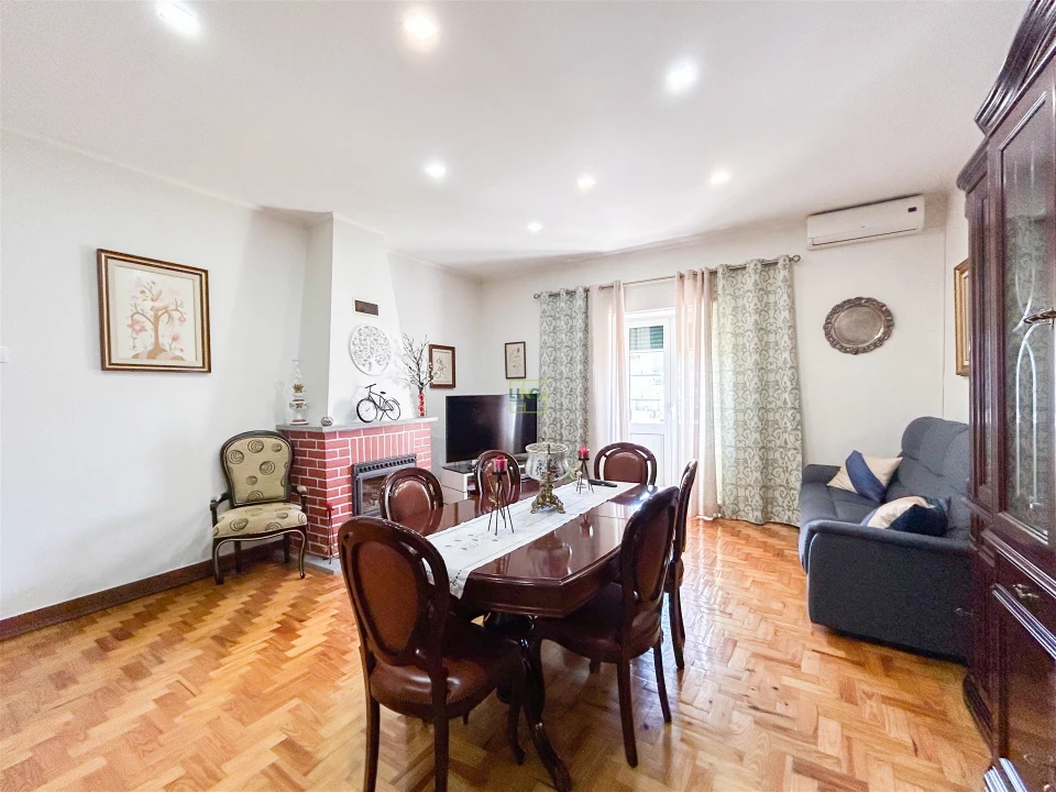 Apartamento T5 para Venda em Castelo Branco Foto 17