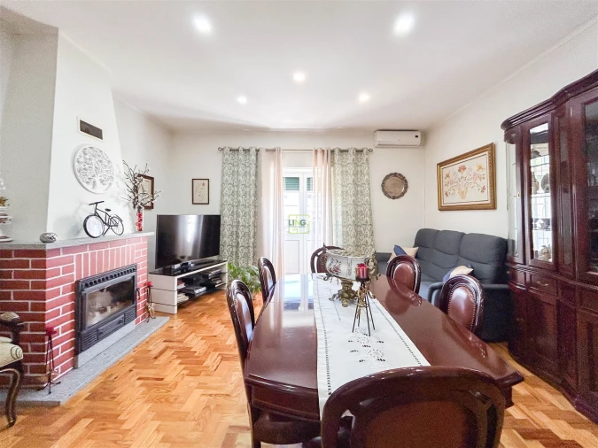 Apartamento T5 para Venda em Castelo Branco Foto 16