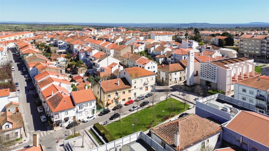 Apartamento T5 para Venda em Castelo Branco Foto 64