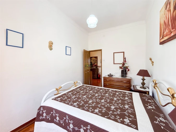 Apartamento T5 para Venda em Castelo Branco Foto 9