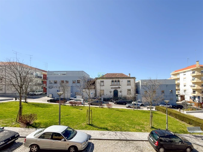 Apartamento T5 para Venda em Castelo Branco Foto 24