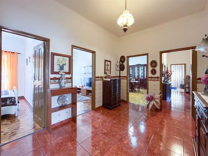 Apartamento T5 para Venda em Castelo Branco Foto 1