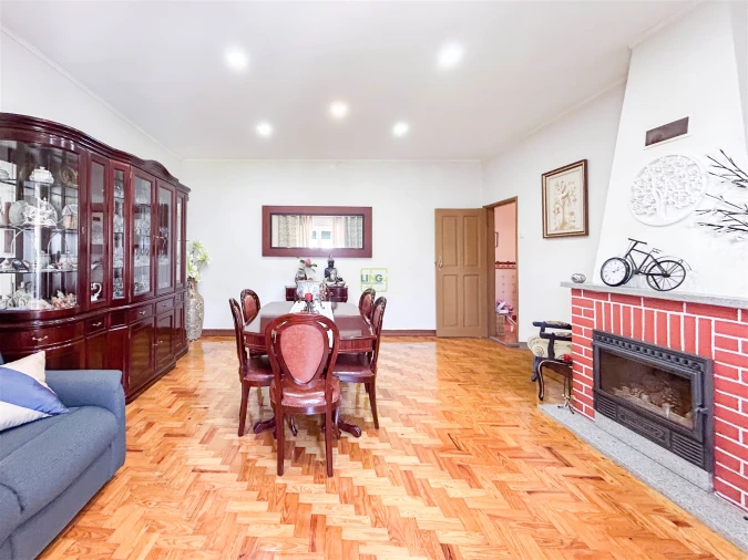 Apartamento T5 para Venda em Castelo Branco Foto 19