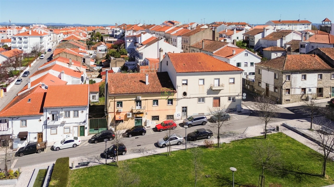Apartamento T5 para Venda em Castelo Branco Foto 58