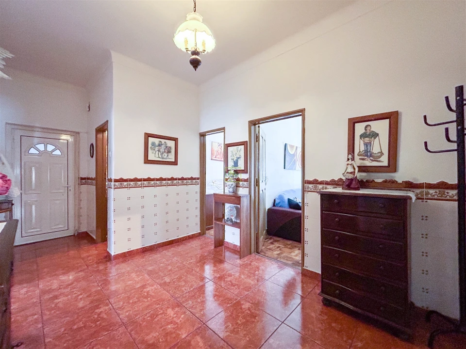 Apartamento T5 para Venda em Castelo Branco Foto 6