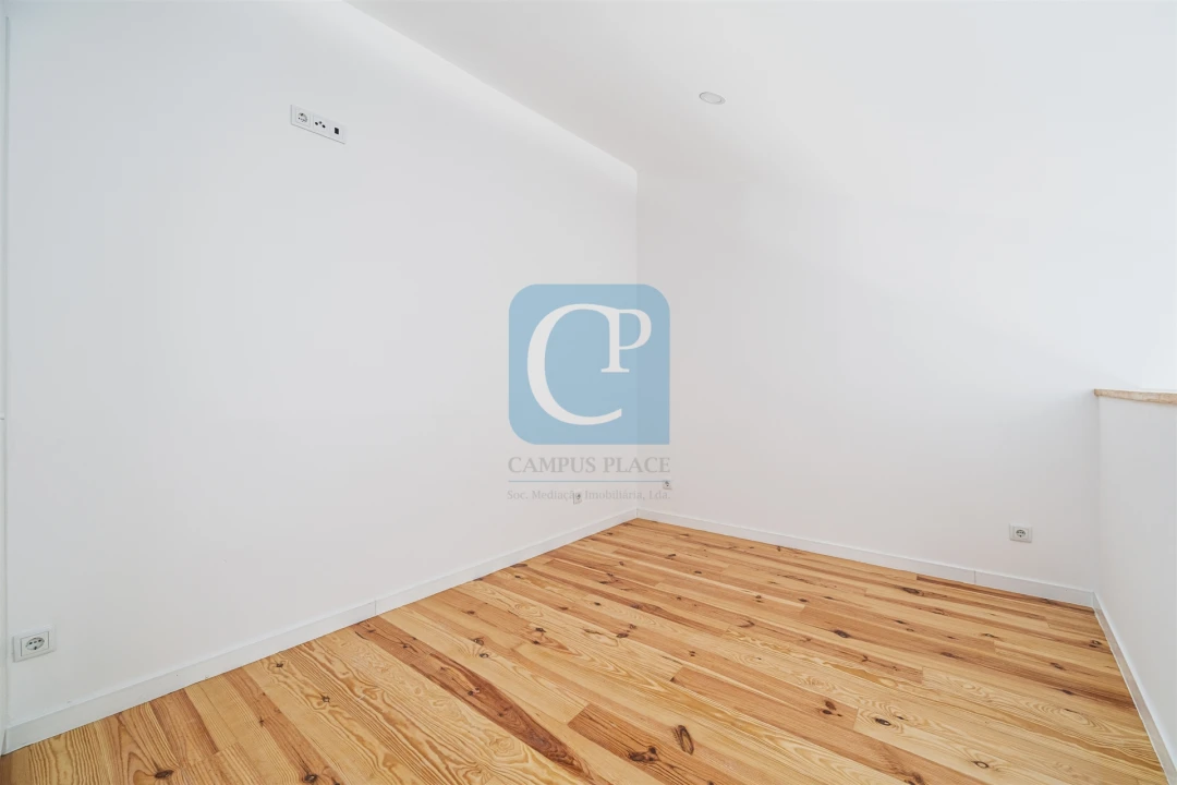 Prédio para Venda em São Mamede de Infesta e Senhora da Hora Foto 64