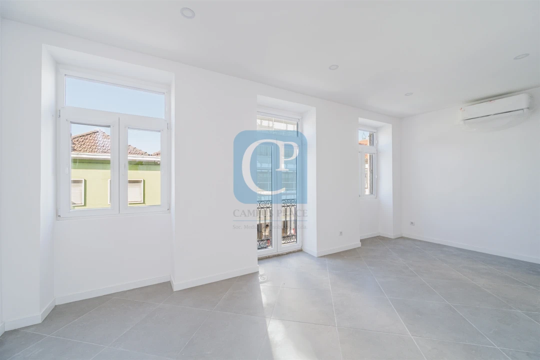 Prédio para Venda em São Mamede de Infesta e Senhora da Hora Foto 29