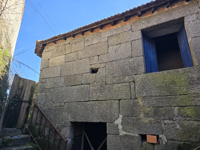 Moradia T3 para Venda em Silgueiros Foto 26