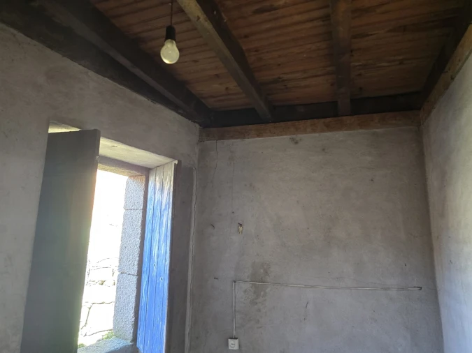 Moradia T3 para Venda em Silgueiros Foto 14