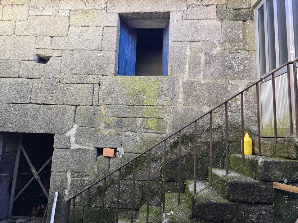 Moradia T3 para Venda em Silgueiros Foto 27