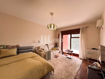 Moradia T8 para Venda em Oeiras e São Julião da Barra, Paço de Arcos e Caxias