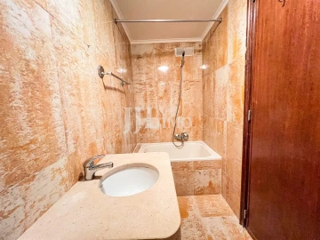 Moradia T8 para Venda em Oeiras e São Julião da Barra, Paço de Arcos e Caxias